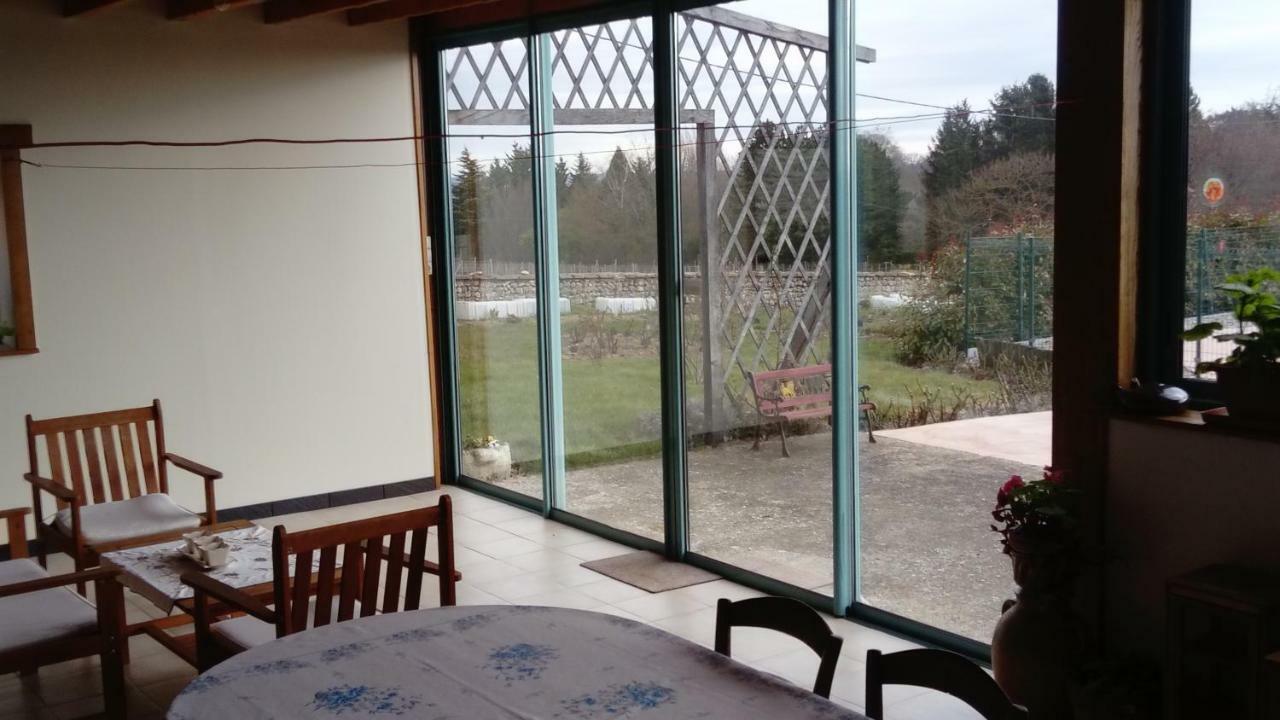 Gite De La Roseraie Louchy-Montfand Kültér fotó
